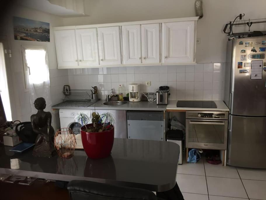 Villa Sidonie : Jardin+Jacuzzi En Ete, Plage A 17Min A Pied Marseille Ngoại thất bức ảnh